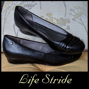 🆕🎠 Life Stride Soft System Playful Ballet Flat